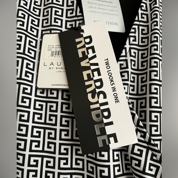 Laundry by Shelli Segal reversible wrap dress. Size Medium. NWT - Picture 3 of 6